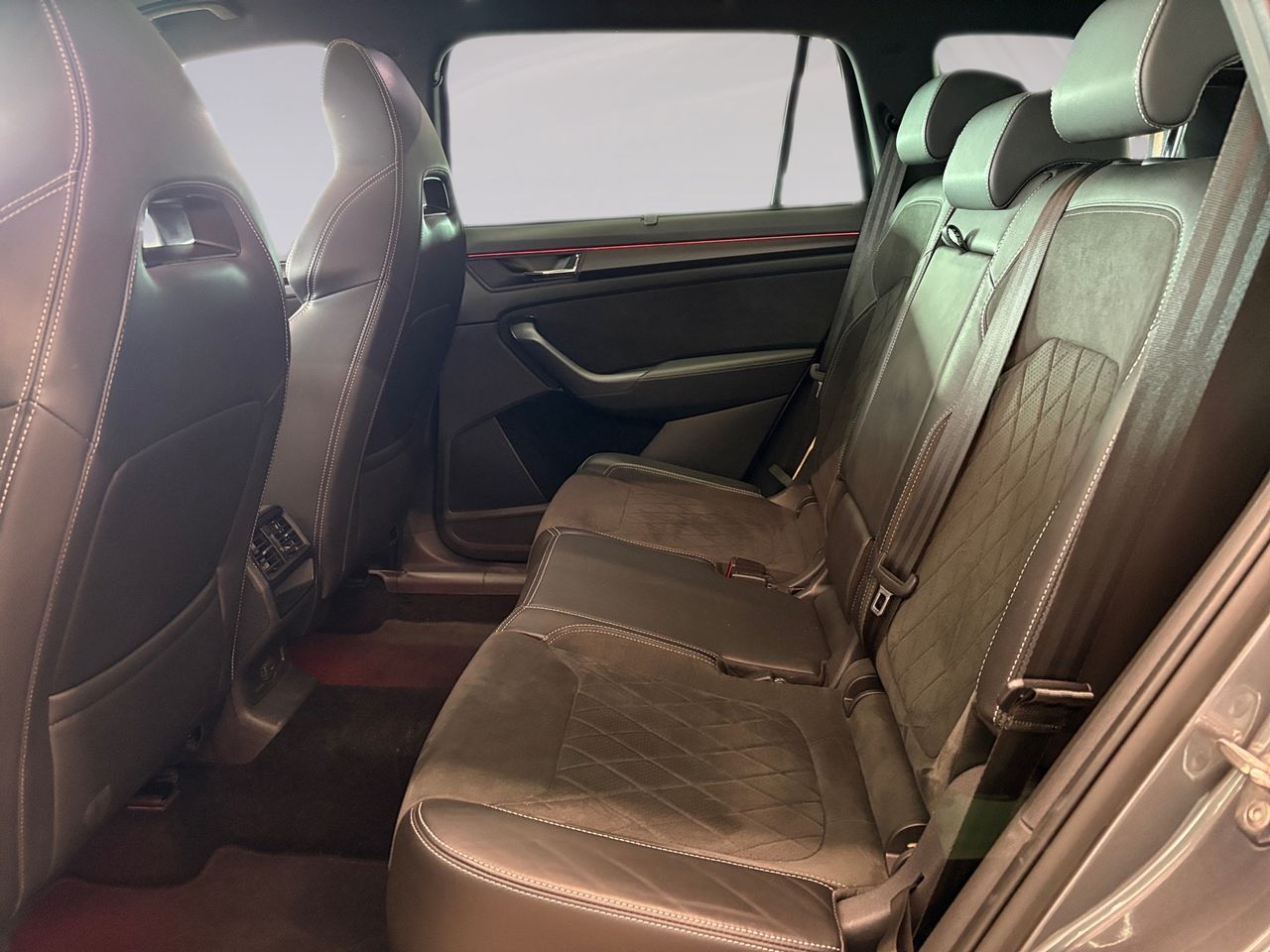 Skoda Kodiaq 1.5 TSI 110 kW (150 CV) DSG 4x2 Sportline - Foto 17