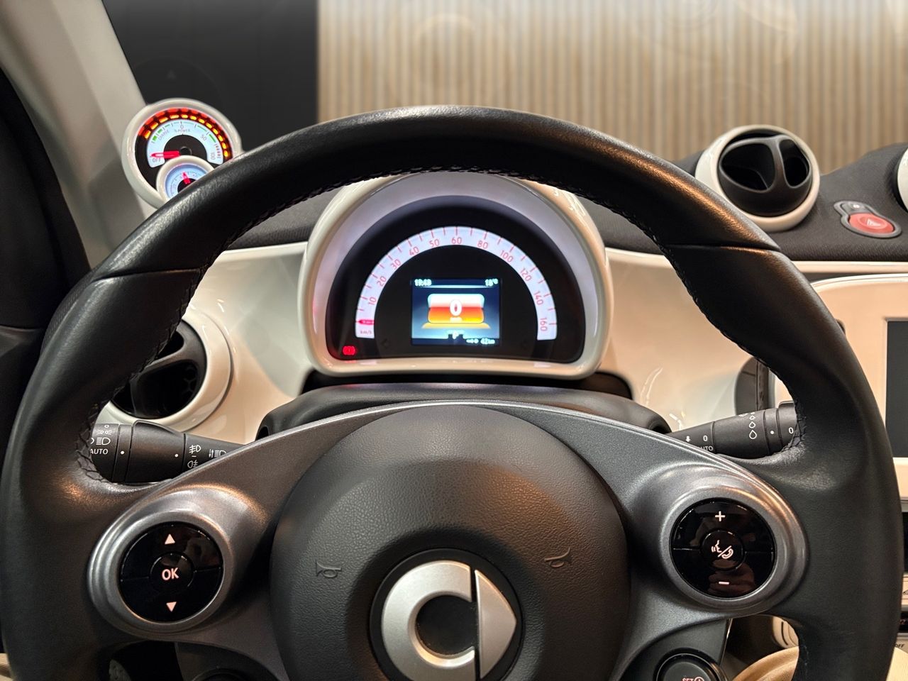 Smart Fortwo EQ fortwo - Foto 10