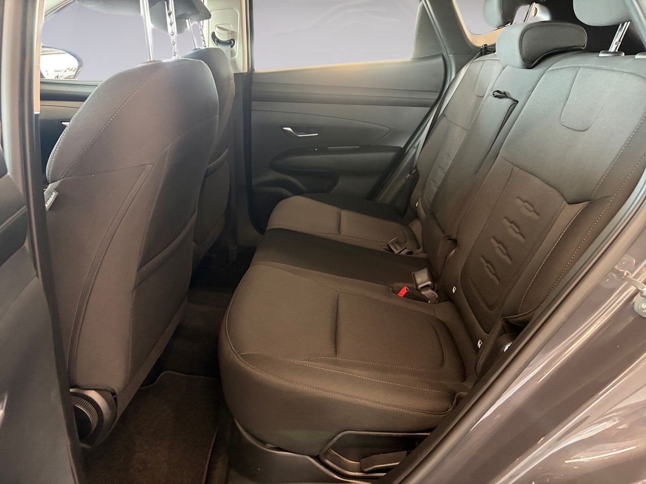 Hyundai Tucson Maxx 1.6 T-GDi HEV 215 CV - Foto 12