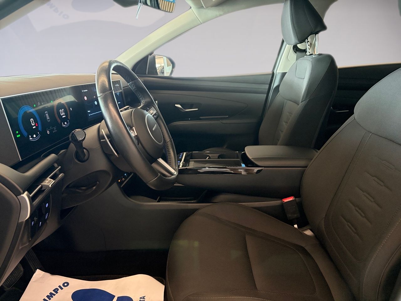 Hyundai Tucson Maxx 1.6 T-GDi HEV 215 CV - Foto 9