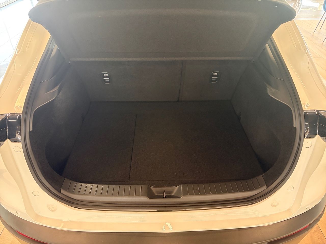 Mazda CX-30 2.5 e-SKYACTIV G 140 CV Centre-Line - Foto 15