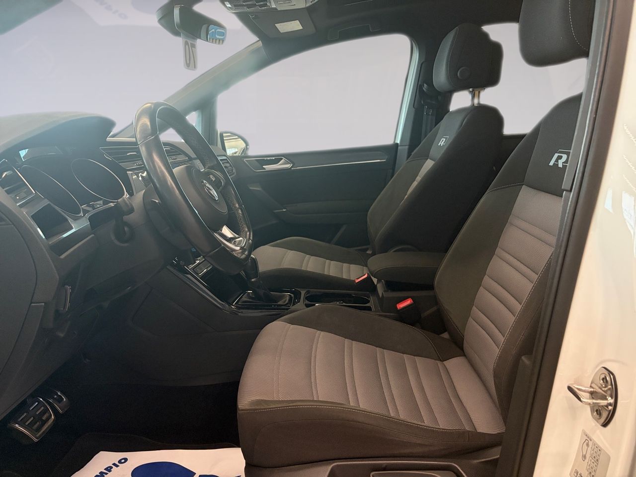 Volkswagen Touran Sport 2.0 TDI 110 kW R-LINE - Foto 8