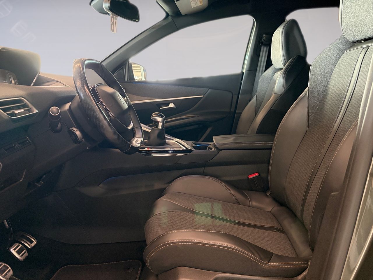 Peugeot 3008 GT Line PureTech 130 S&S - Foto 8