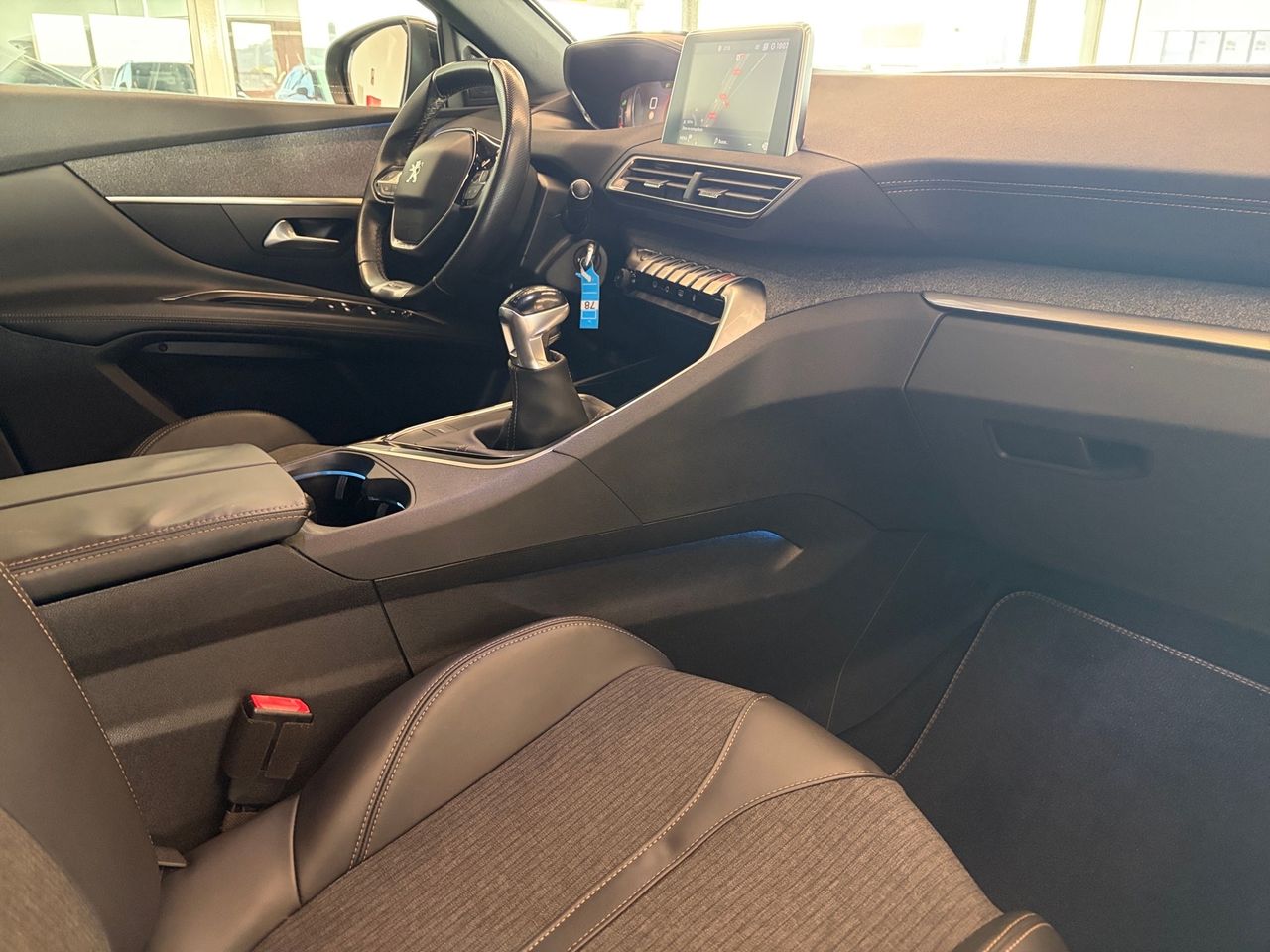 Peugeot 3008 GT Line PureTech 130 S&S - Foto 19