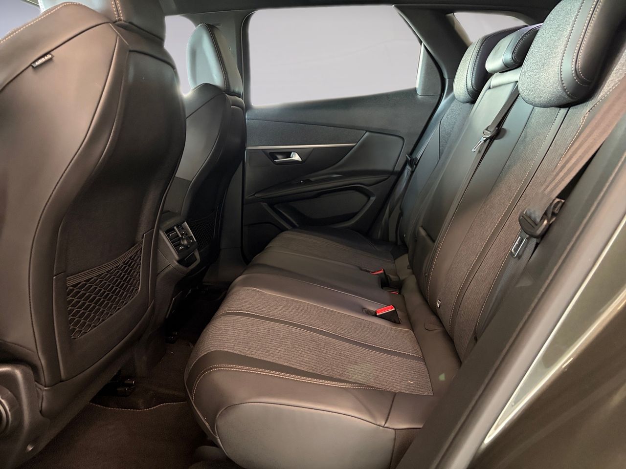 Peugeot 3008 GT Line PureTech 130 S&S - Foto 12