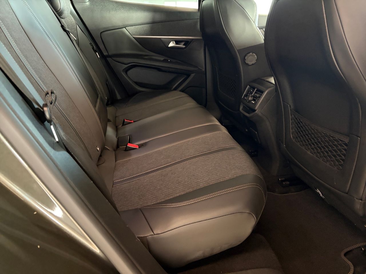 Peugeot 3008 GT Line PureTech 130 S&S - Foto 15