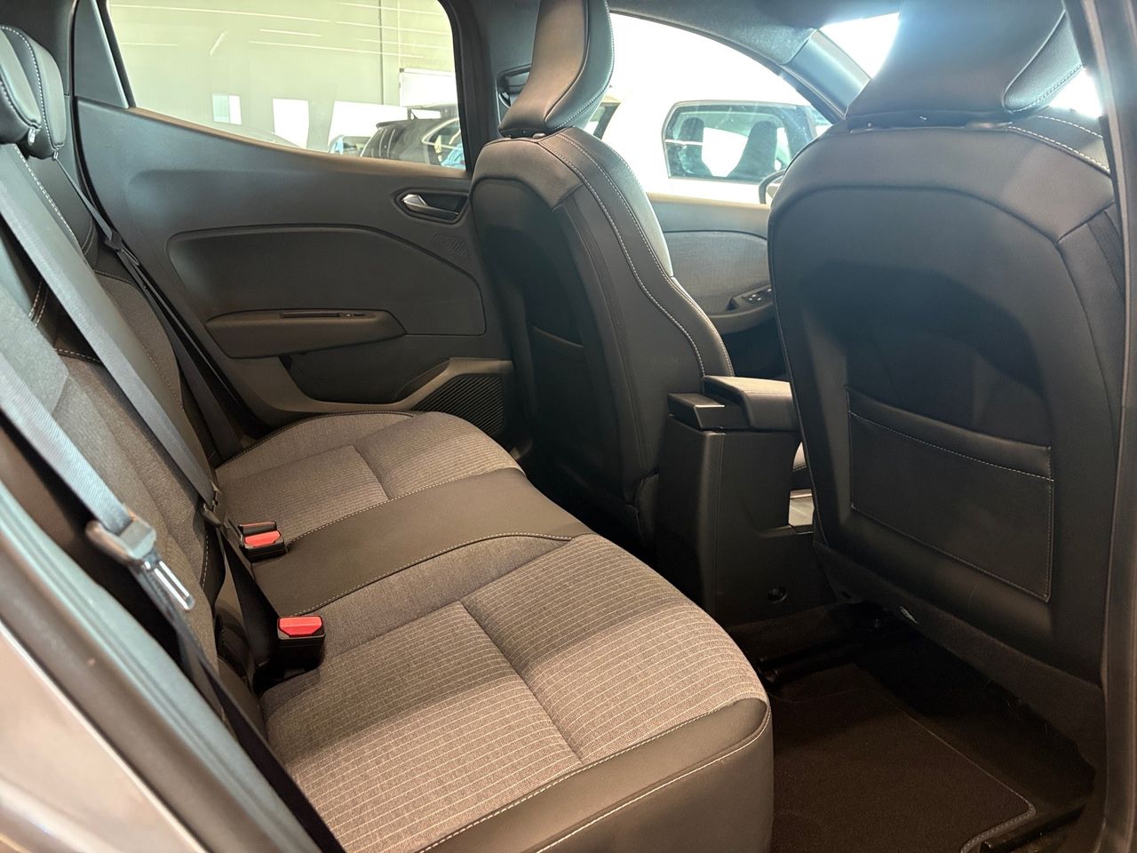 Renault Clio techno TCe 67 kW - Foto 15