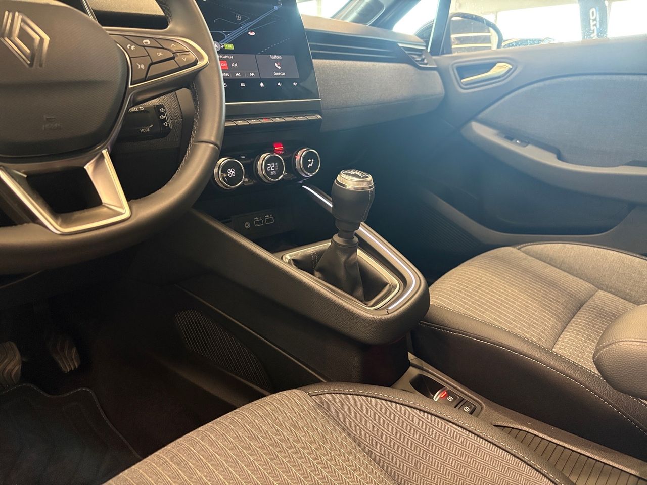 Renault Clio techno TCe 67 kW - Foto 19