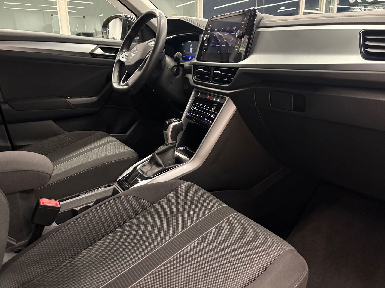 Volkswagen T-Roc Más 1.5 TSI 110 kW - Foto 16