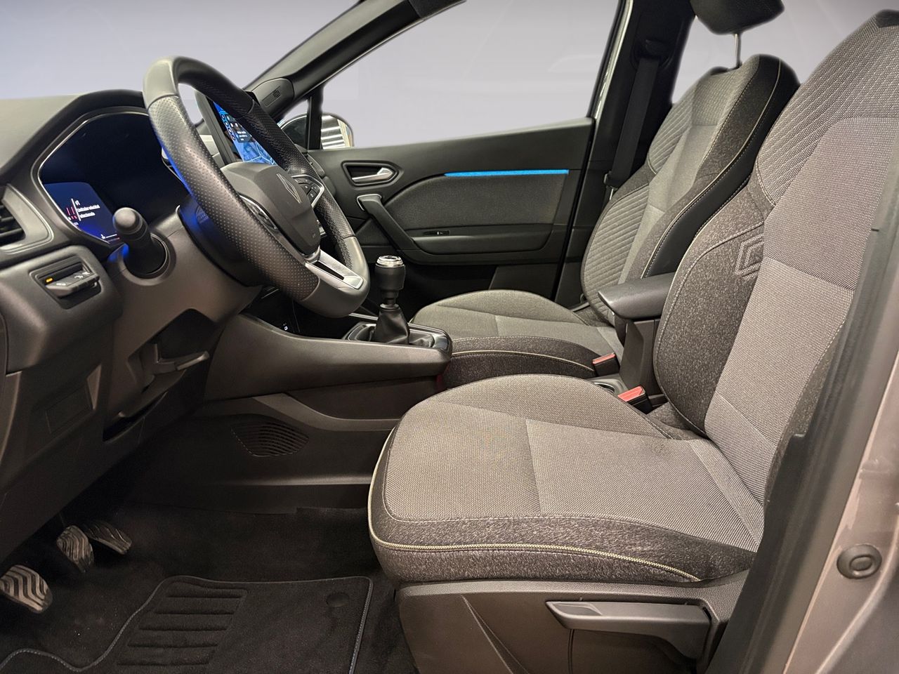 Renault Symbioz TECHNO MILDHYBRID 140 CV PACK SAFETY & DRIVING + PACK CÁMARA 360 - Foto 9