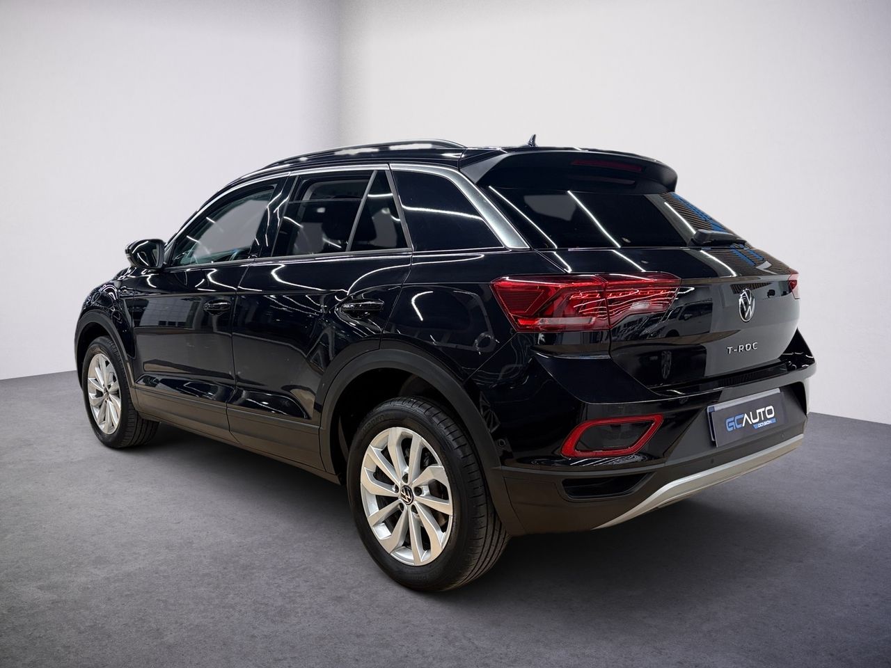 Volkswagen T-Roc Más 1.5 TSI 110 kW - Foto 5