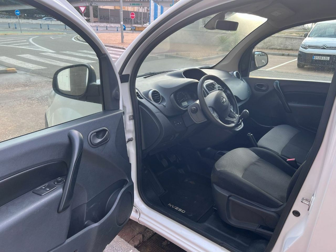 Nissan NV250 3pl 1.5dCi 70 kW 95 CV L1H1 COMFORT  - Foto 18