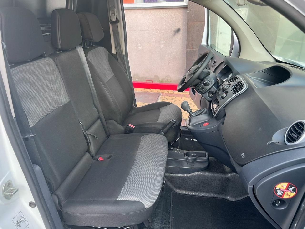 Nissan NV250 3pl 1.5dCi 70 kW 95 CV L1H1 COMFORT  - Foto 12