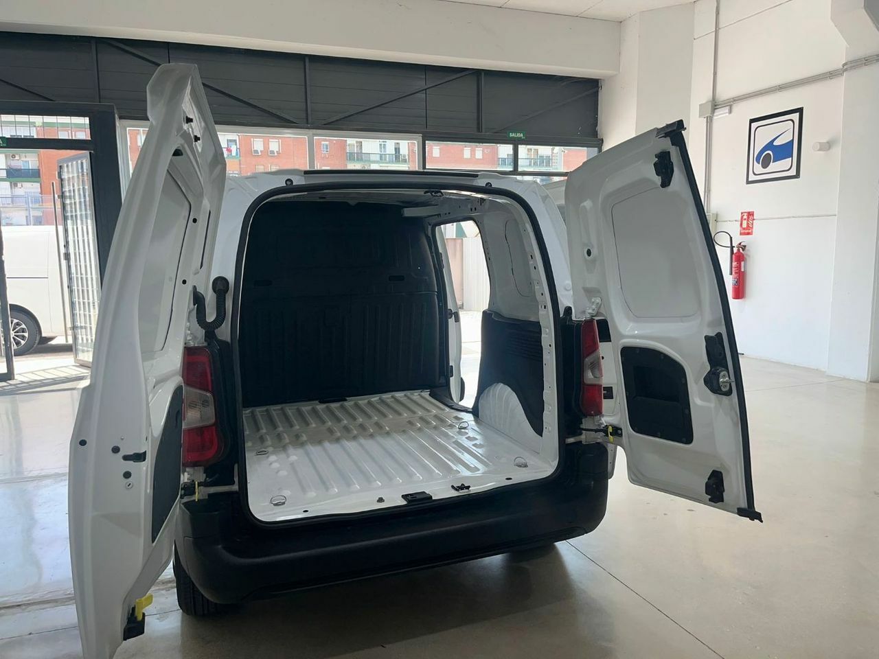 Toyota Proace City 1.5D 75kW 100CV GX 650kg Media  - Foto 26