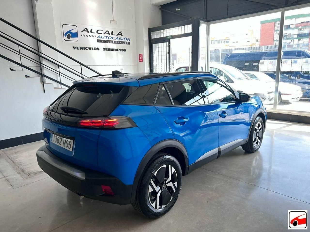 Peugeot 2008 Allure Gasolina 100 SS 6 Vel. MAN  - Foto 9