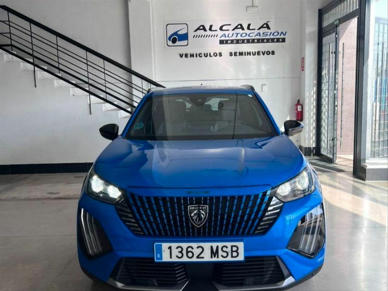 Peugeot 2008 Allure Gasolina 100 SS 6 Vel. MAN  - Foto 37