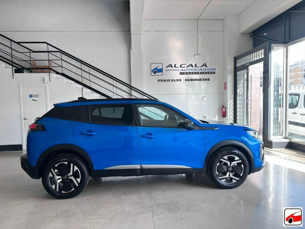 Peugeot 2008 Allure Gasolina 100 SS 6 Vel. MAN  - Foto 34