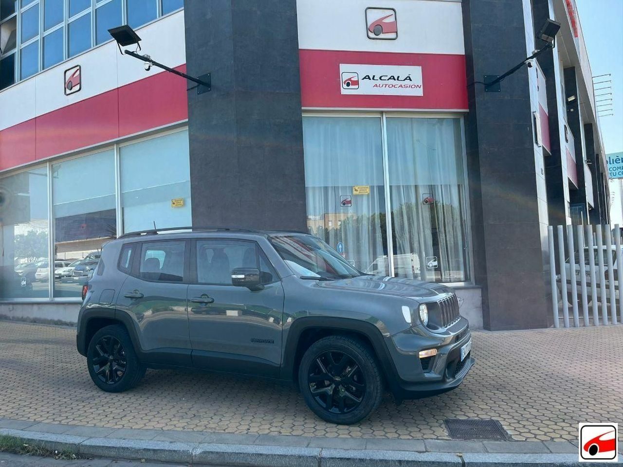 Jeep Renegade Night Eagle II 1.0G 88kW 120CV 4x2  - Foto 20