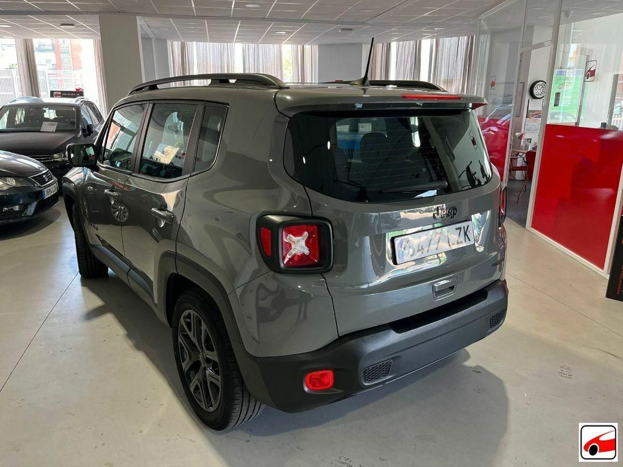 Jeep Renegade Night Eagle II 1.0G 88kW 120CV 4x2  - Foto 42