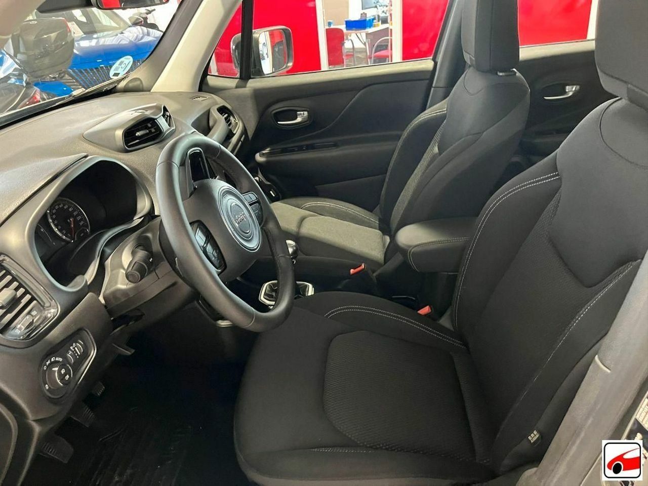 Jeep Renegade Night Eagle II 1.0G 88kW 120CV 4x2  - Foto 5