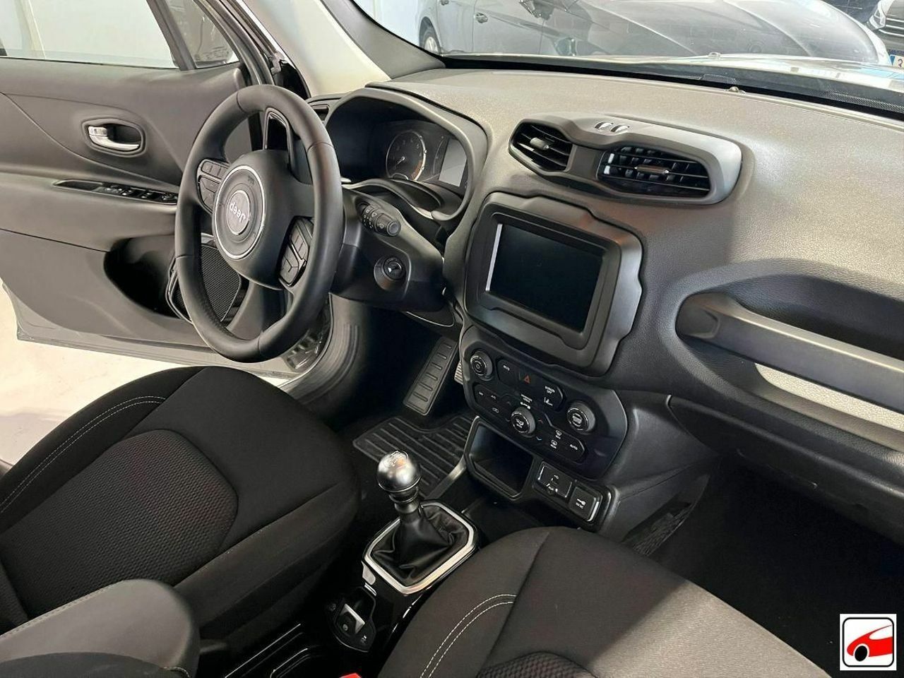 Jeep Renegade Night Eagle II 1.0G 88kW 120CV 4x2  - Foto 27