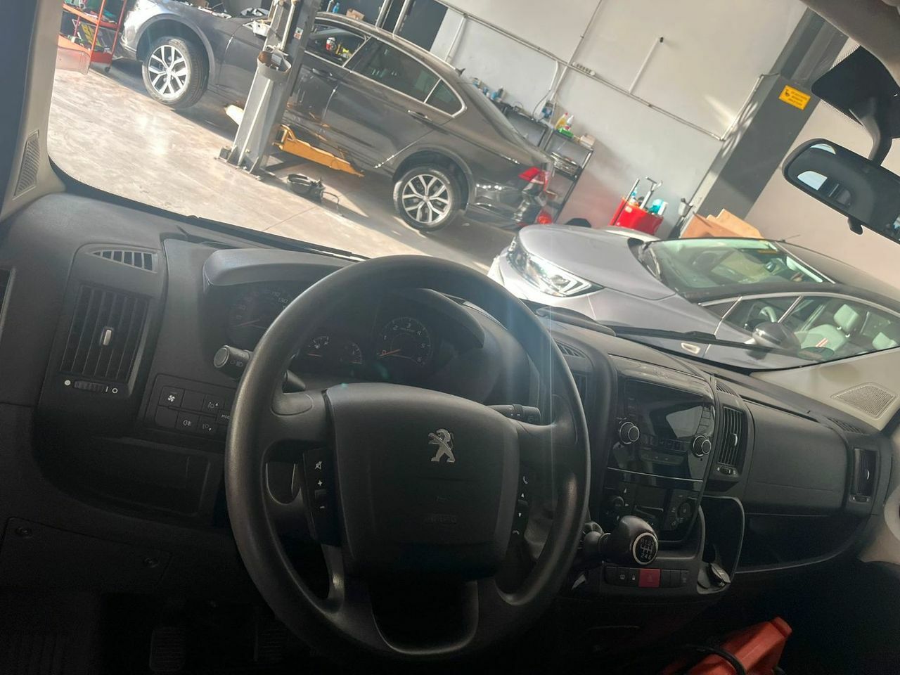 Peugeot Boxer Combi 59 Pl. 330 L1H1 BlueHDi 110 2.0  - Foto 16