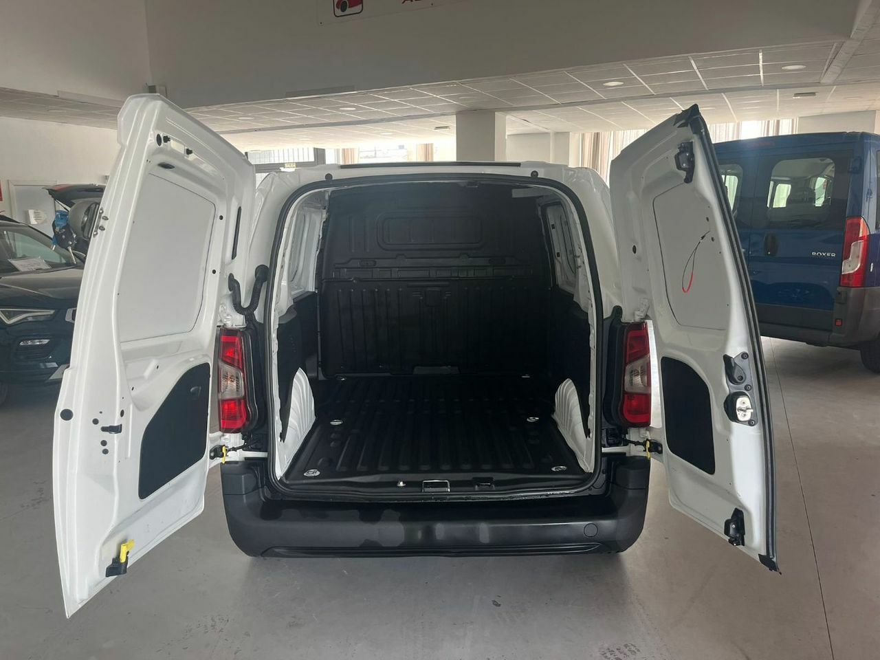 Citroën Berlingo Talla M BlueHDi 75 CONTROL  - Foto 12