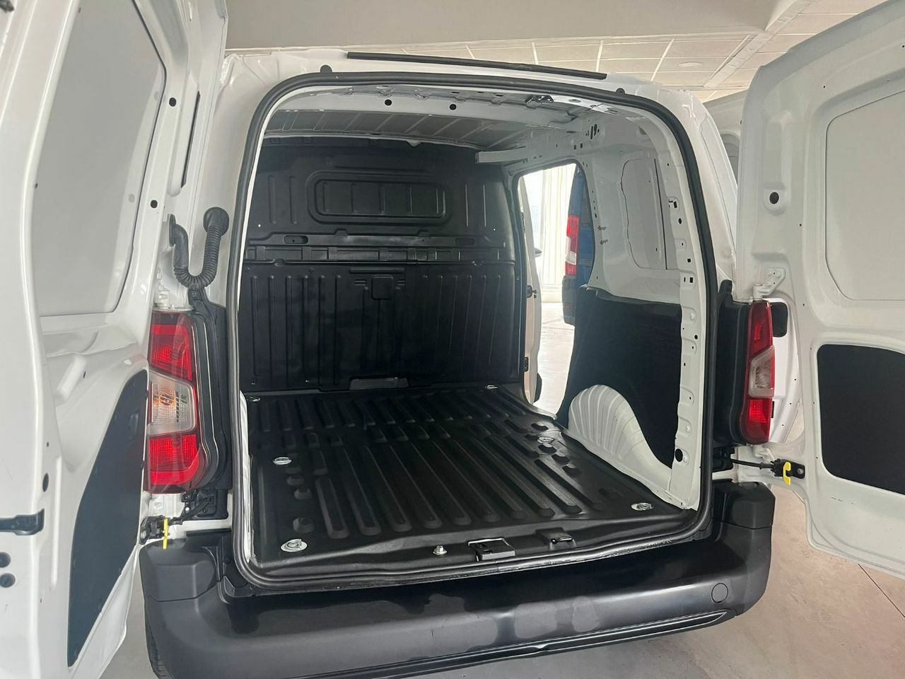 Citroën Berlingo Talla M BlueHDi 75 CONTROL  - Foto 23