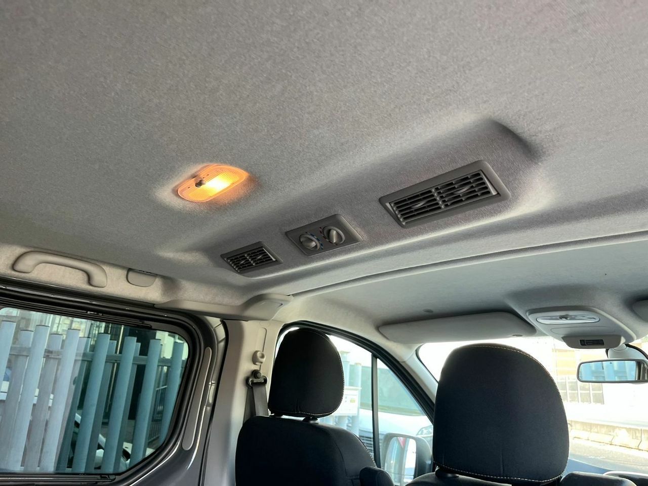 Renault Trafic SL LIMITED Energy dCi 88 kW 120 CV SS  - Foto 15