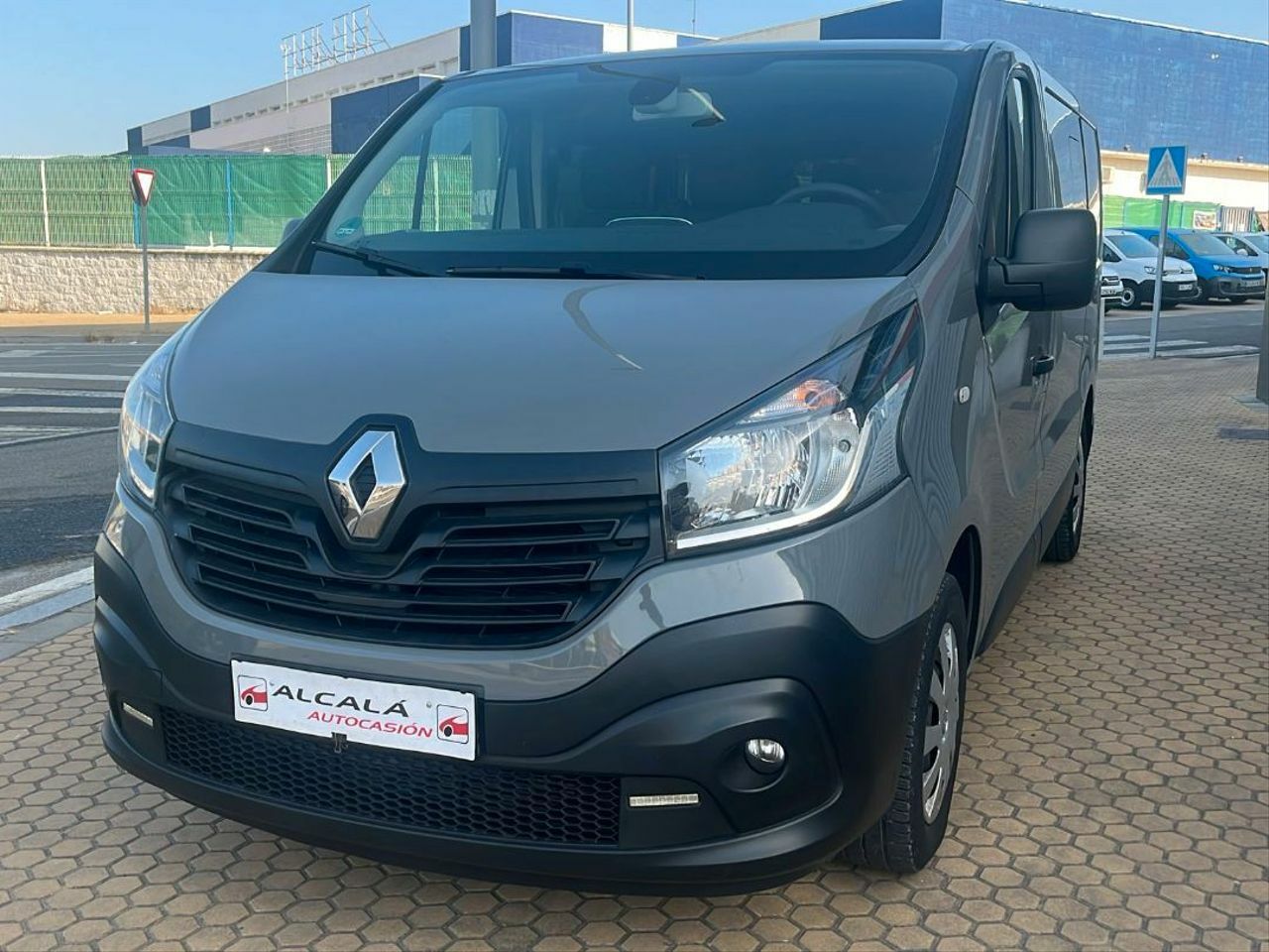 Renault Trafic SL LIMITED Energy dCi 88 kW 120 CV SS  - Foto 9