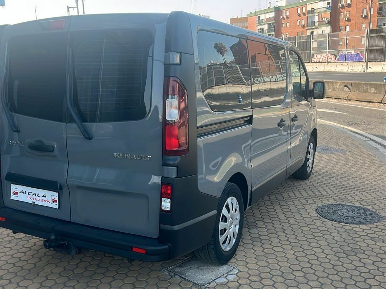 Renault Trafic SL LIMITED Energy dCi 88 kW 120 CV SS  - Foto 5