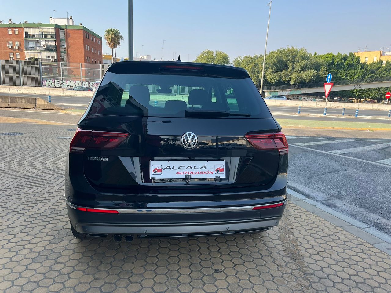 Volkswagen Tiguan 2.0 TDI SPORT DSG 150CV - Foto 4