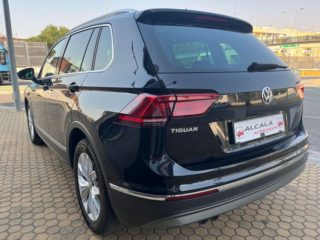 Volkswagen Tiguan 2.0 TDI SPORT DSG 150CV - Foto 43
