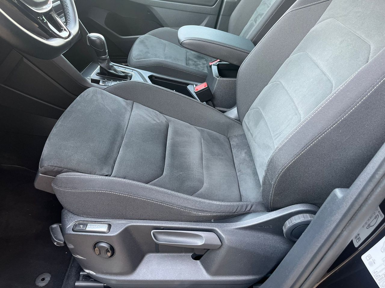 Volkswagen Tiguan 2.0 TDI SPORT DSG 150CV - Foto 16