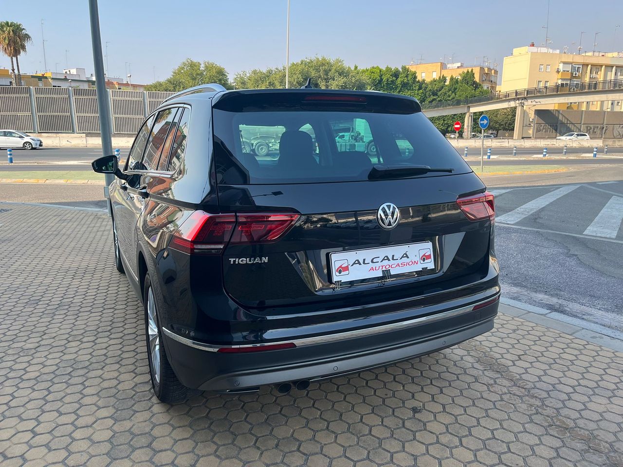 Volkswagen Tiguan 2.0 TDI SPORT DSG 150CV - Foto 30