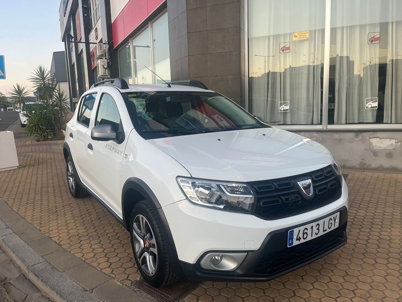 Dacia Sandero Stepway Essential TCE 66 kW (90 CV) - Foto 41