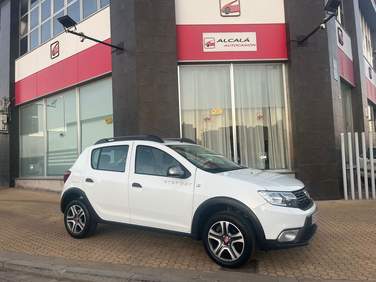 Dacia Sandero Stepway Essential TCE 66 kW (90 CV) - Foto 30