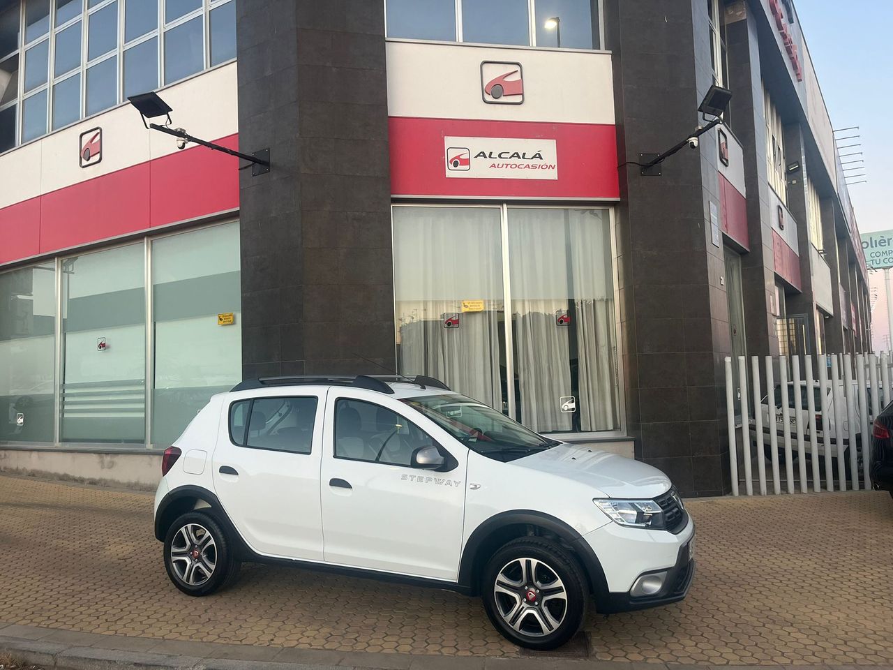 Dacia Sandero Stepway Essential TCE 66 kW (90 CV) - Foto 39