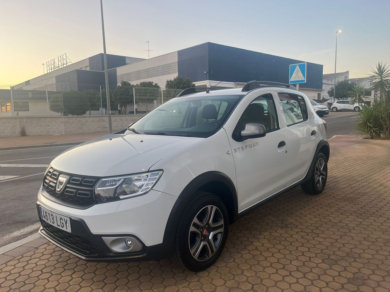 Dacia Sandero Stepway Essential TCE 66 kW (90 CV) - Foto 13