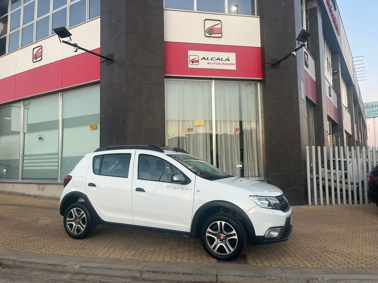 Dacia Sandero Stepway Essential TCE 66 kW (90 CV) - Foto 4