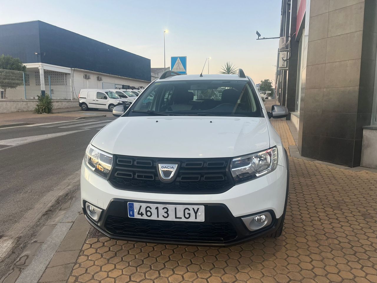Dacia Sandero Stepway Essential TCE 66 kW (90 CV) - Foto 43