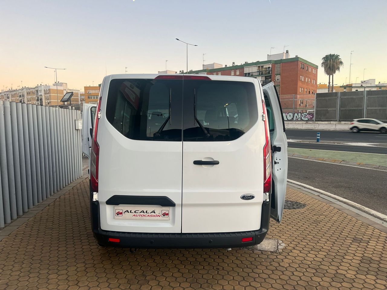 Ford Transit Custom KOMBI 2.0 TDCi 310 L1H1 105CV - Foto 18
