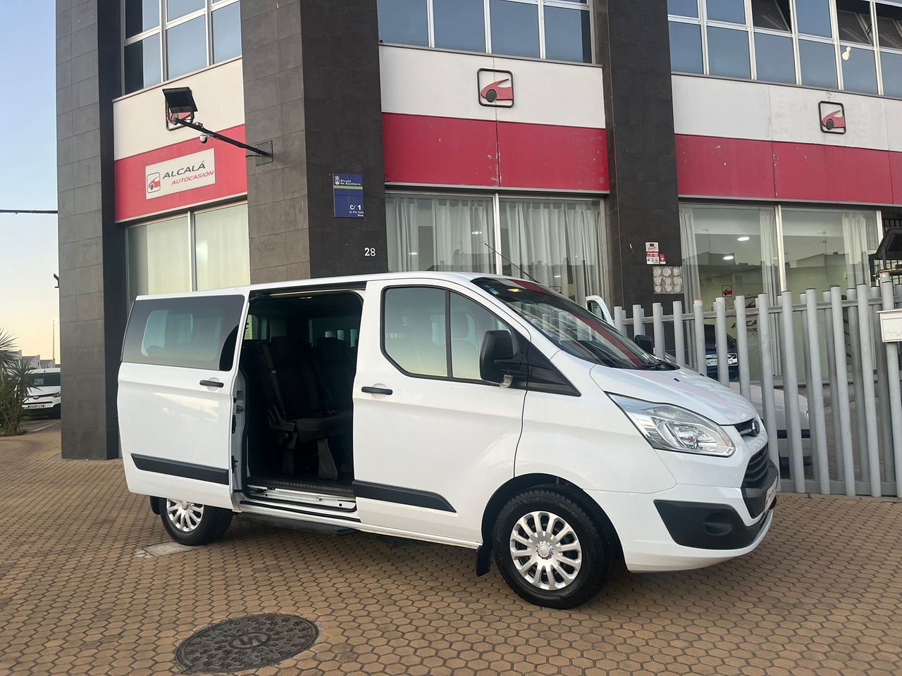 Ford Transit Custom KOMBI 2.0 TDCi 310 L1H1 105CV - Foto 24