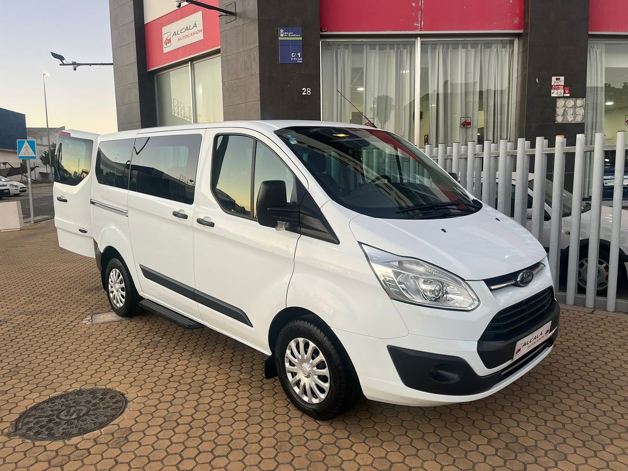 Ford Transit Custom KOMBI 2.0 TDCi 310 L1H1 105CV - Foto 32