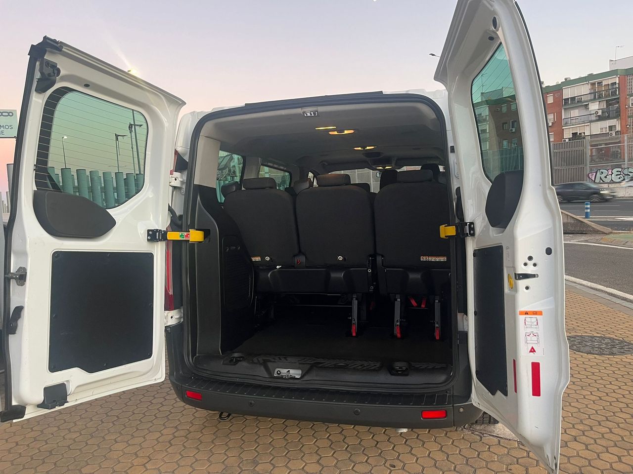 Ford Transit Custom KOMBI 2.0 TDCi 310 L1H1 105CV - Foto 25