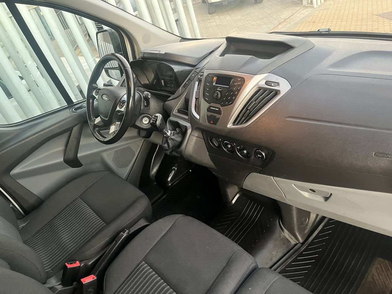 Ford Transit Custom KOMBI 2.0 TDCi 310 L1H1 105CV - Foto 27
