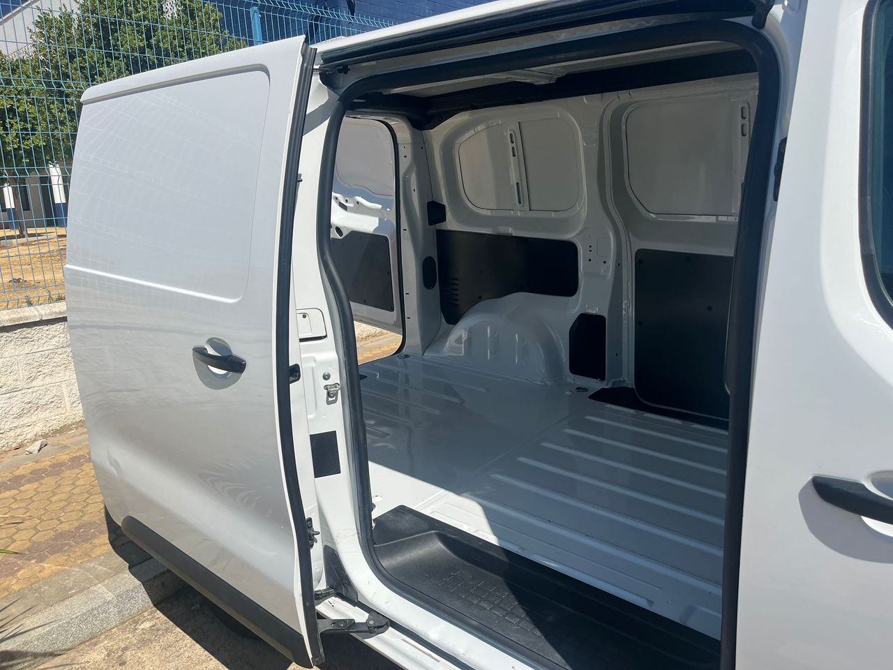 Citroën Jumpy Talla M BlueHDI CONTROL 122cv - Foto 10