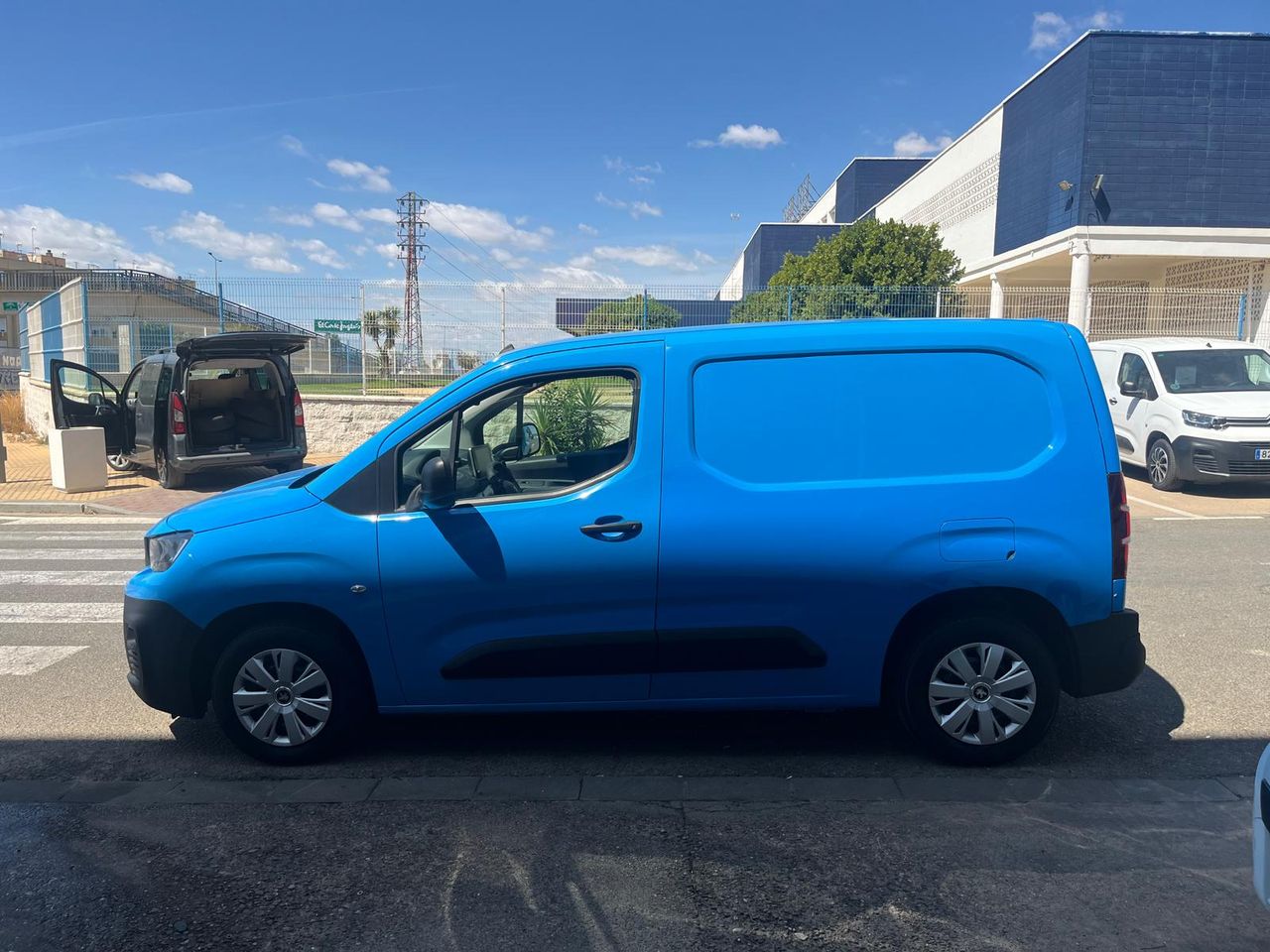 Peugeot Partner PREMIUM STANDARD BlueHDI 75cv - Foto 26