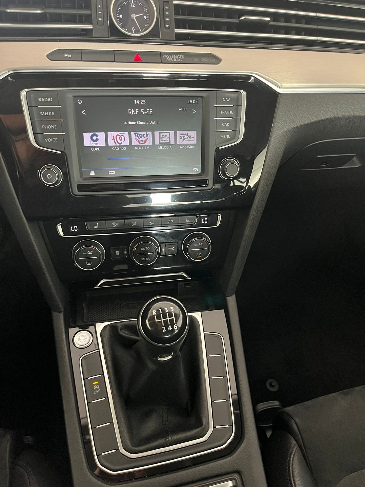 Volkswagen Passat 2.0 TDI HIGHLINE 150CV - Foto 14