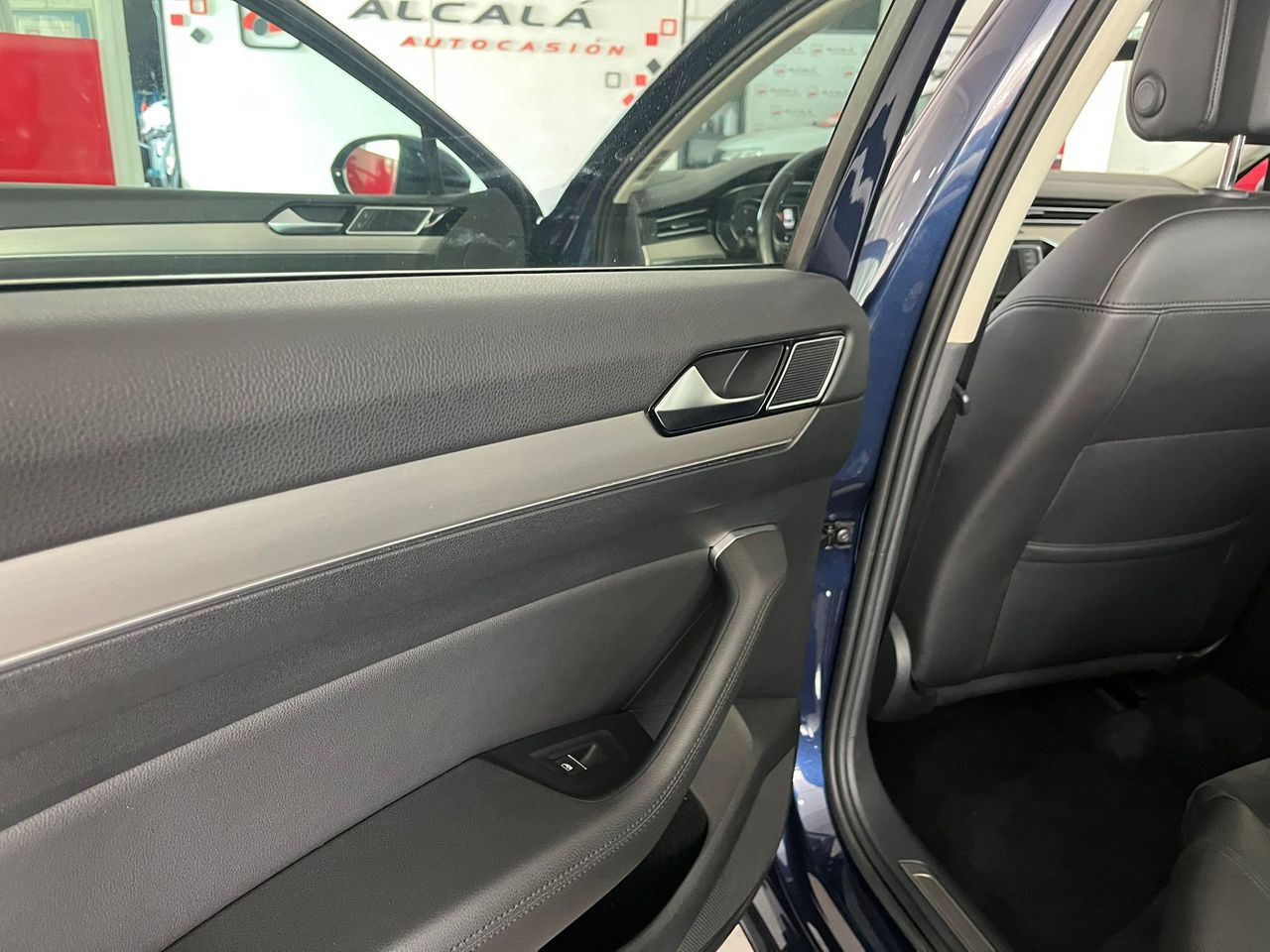 Volkswagen Passat 2.0 TDI HIGHLINE 150CV - Foto 48